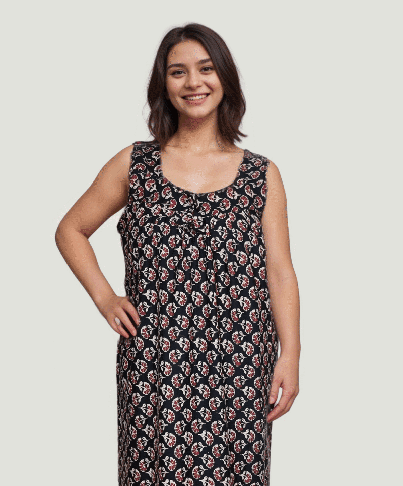 Black Printed Sleeveless Cotton Nighty