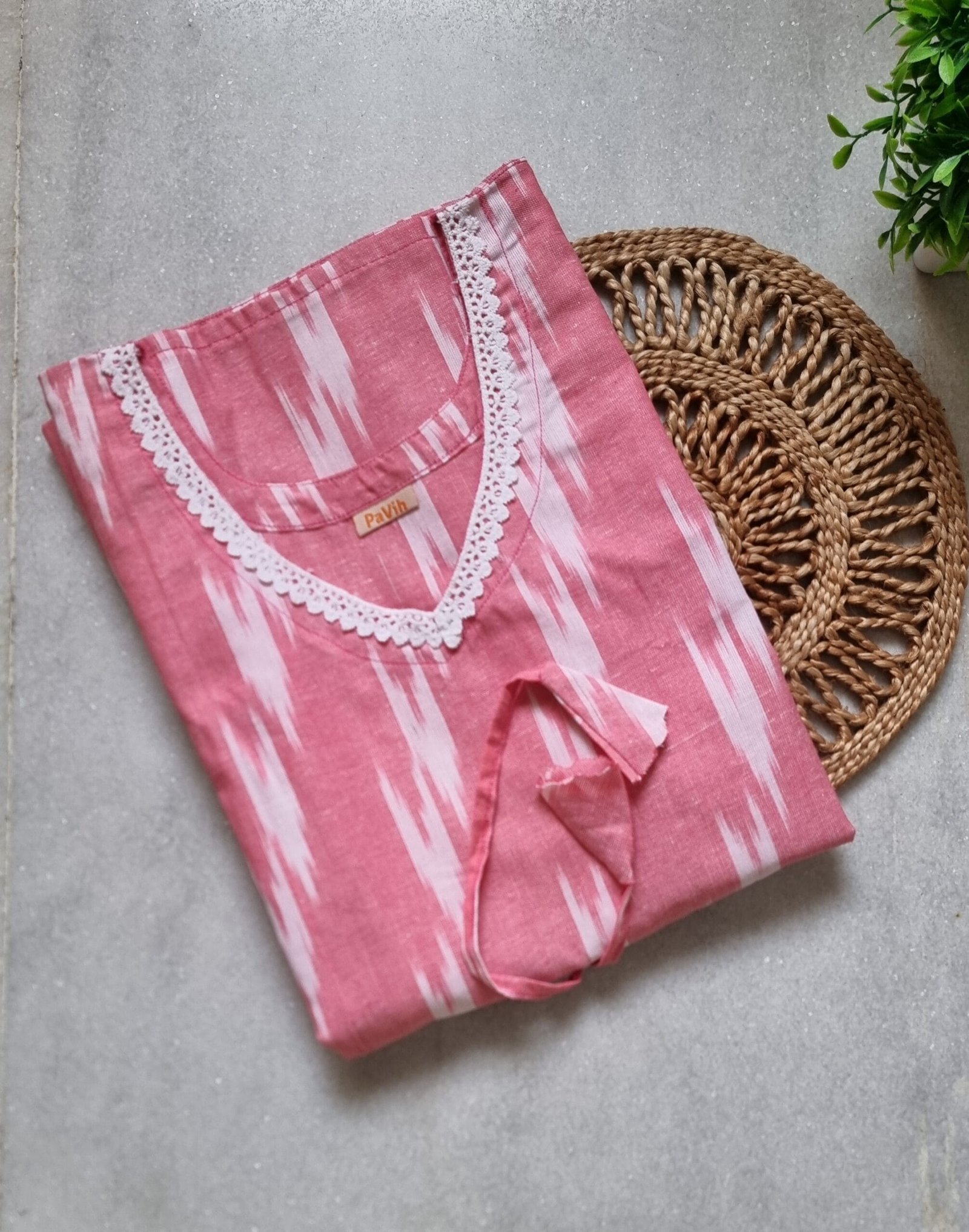 22er 6 scaled Light Pink & White Ikkat Premium Cotton Kaftan - Image 2