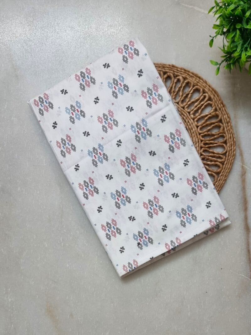 Pavih White Round Neck Printed Cotton Nighty