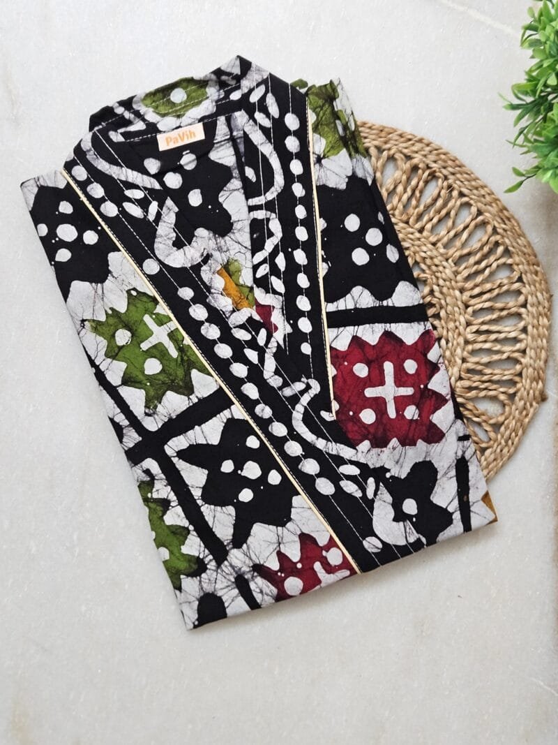 Black & White Multicoloured Pure Cotton Minakari Housecoat H08 (1) Black & White Multicoloured Pure Cotton Minakari Housecoat